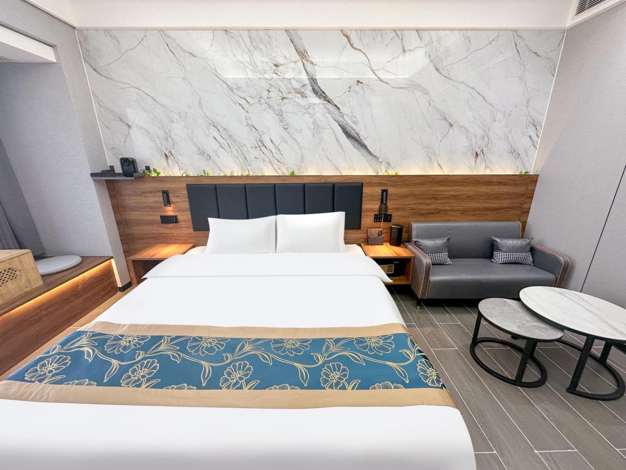 Xingyin Cloudy Hotel Guangzhou Changgang Subway Station - Free Shuttle Bus To Canton Fair Complex During Canton Fair Period Exterior foto